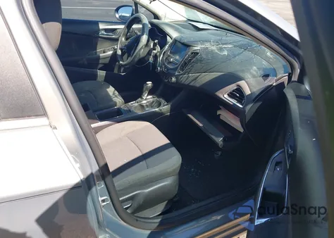 2017 Chevrolet Cruze Lt Auto из США, поврежденный, VIN 1G1BE5SM1H7140240